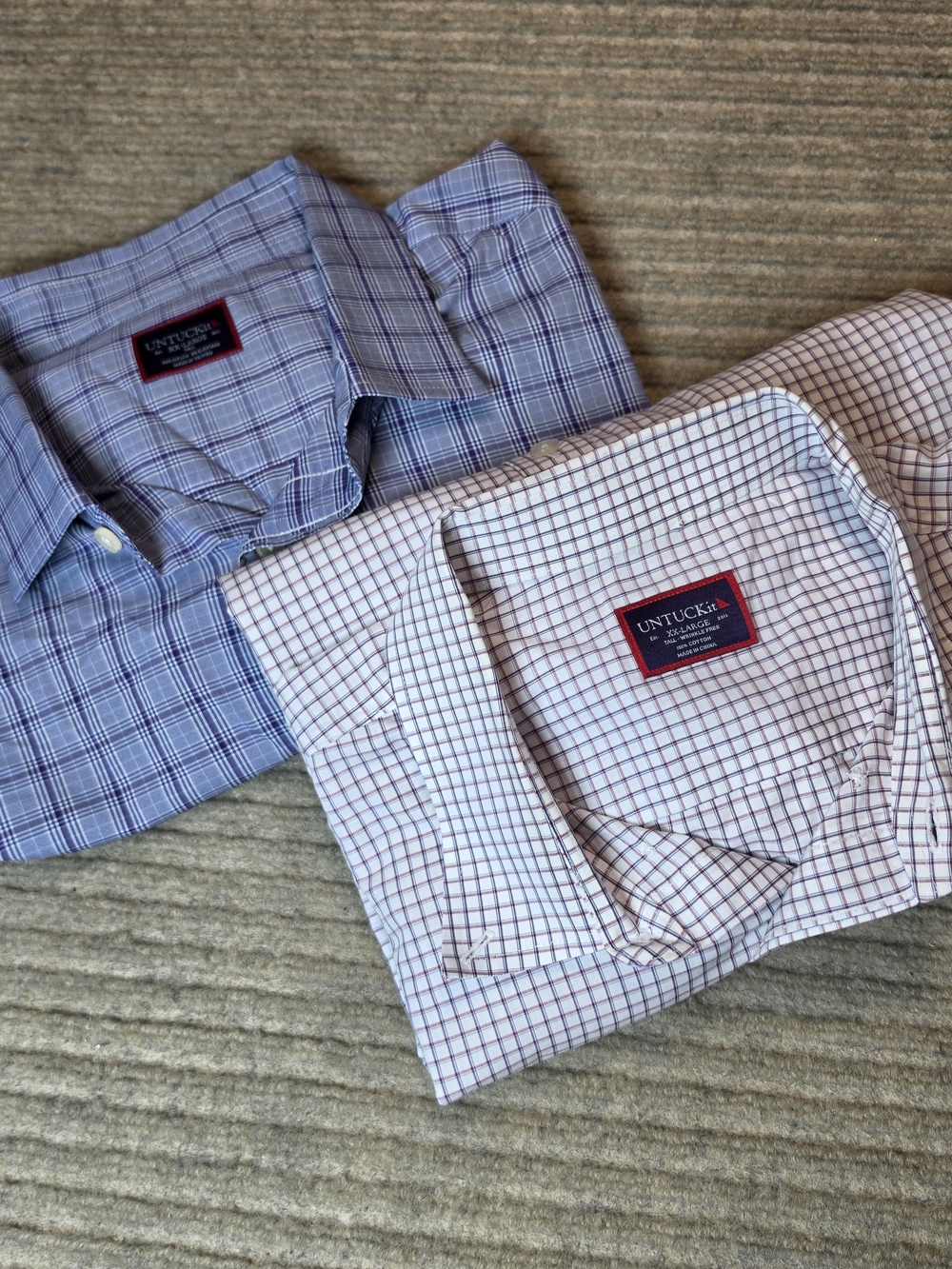 UNTUCKit Lot Of 2 Men's Button Up Shirts XXL Fitted Wrinkle Free